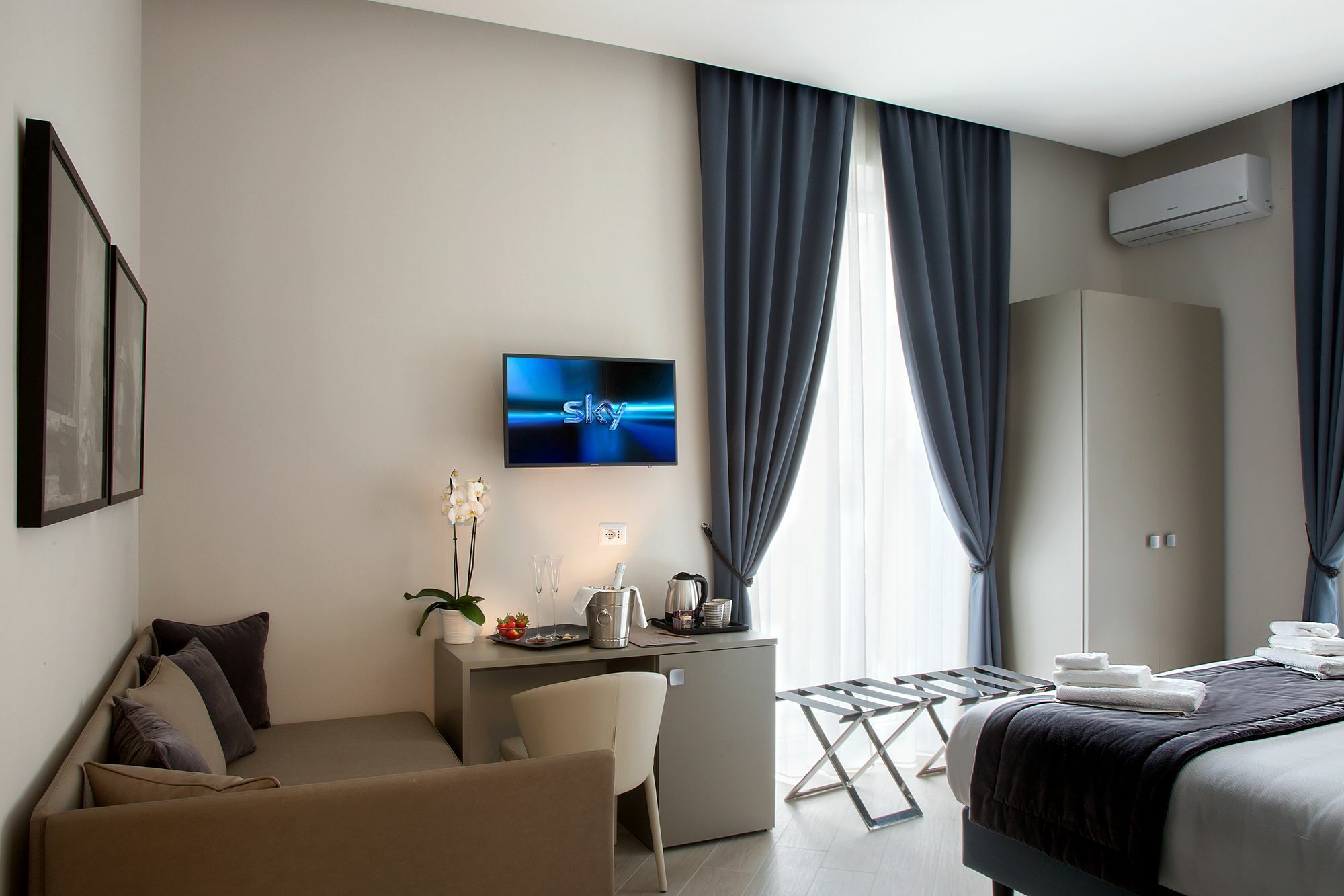 Naplesuite Exterior foto